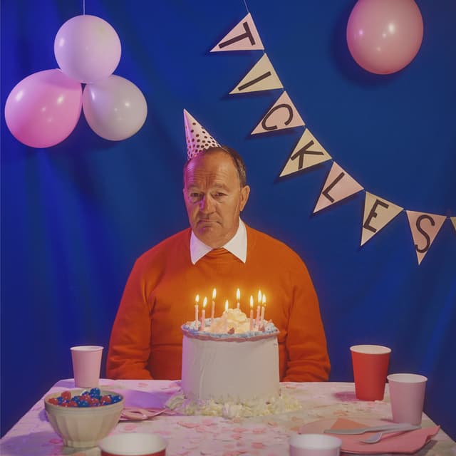 Sugar & Plastic Plates by Tickles